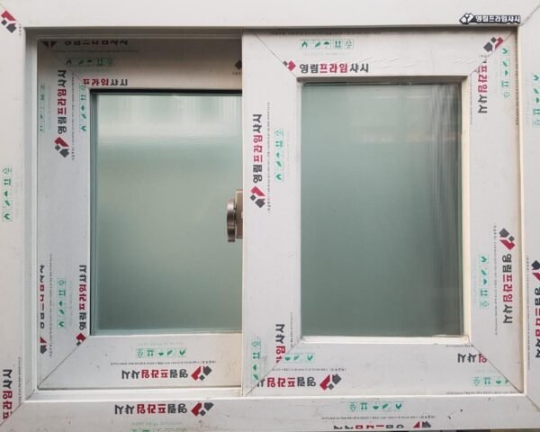 화장실 창문 샷시